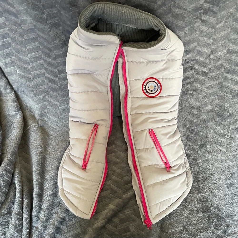 Cute Light Grey with Hot Pink Zippers Winter Dog Coat with Cold Alert Technology - Picture 4 of 12